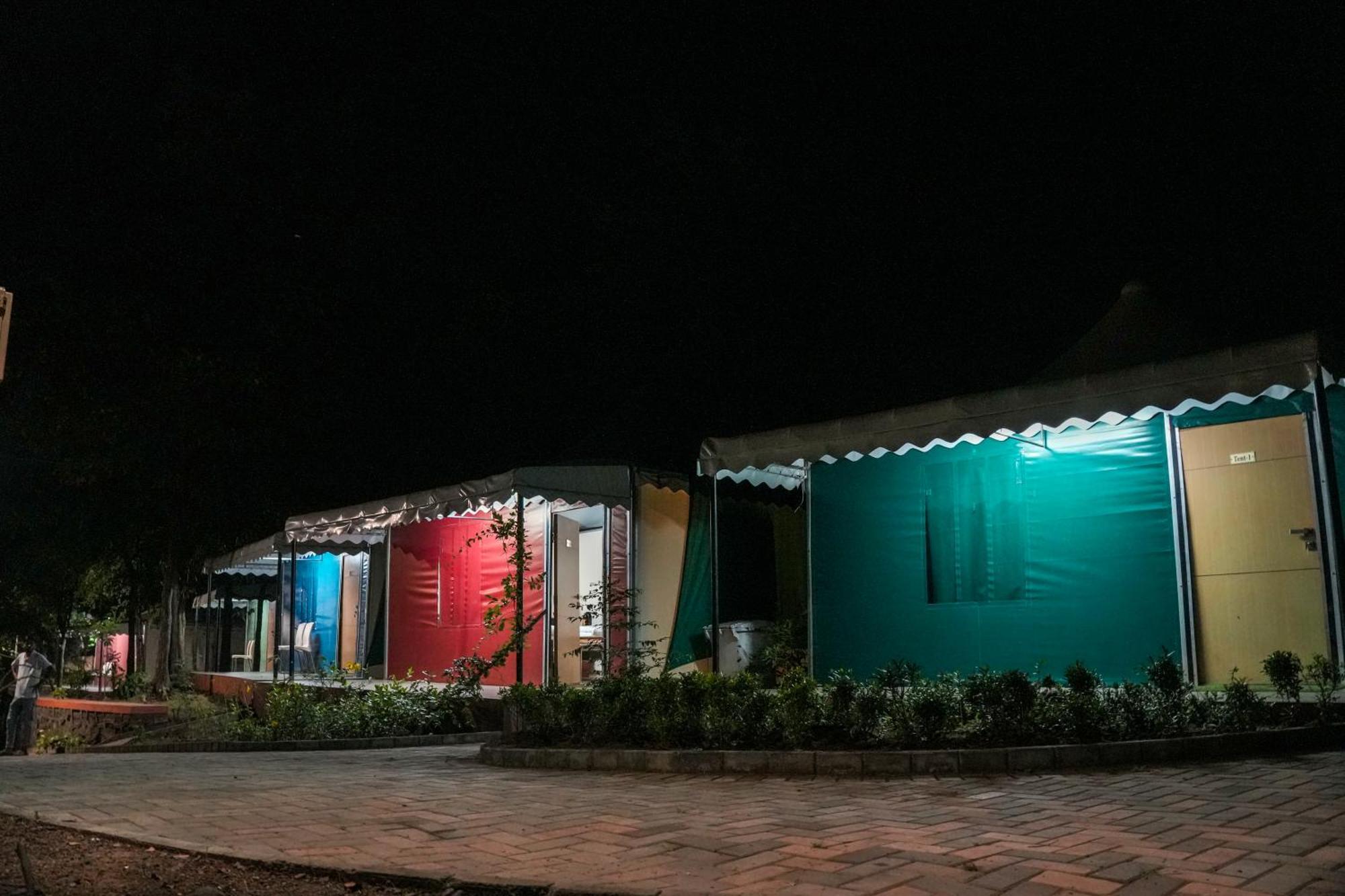 Vits Roccia Hill Resort And Adventure Park, Navapur Songadh Luaran gambar